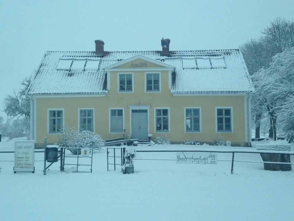 Takern Vandrarhem Svanshals Extérieur photo